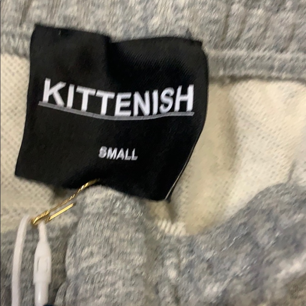 Kittenish - Picture 7 of 8